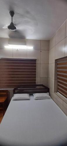ashtapadi tourist home
