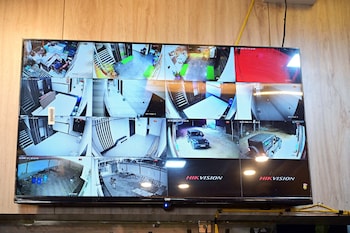 Hotel Paradise,,3 star