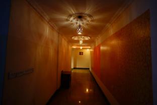 hotel rosewood retreat rv road