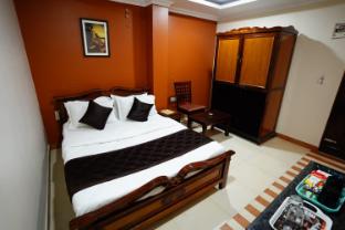 hotel rosewood retreat rv road