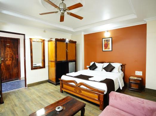 hotel rosewood retreat rv road