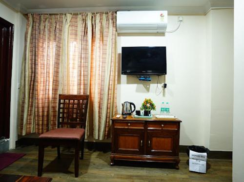 hotel rosewood retreat rv road