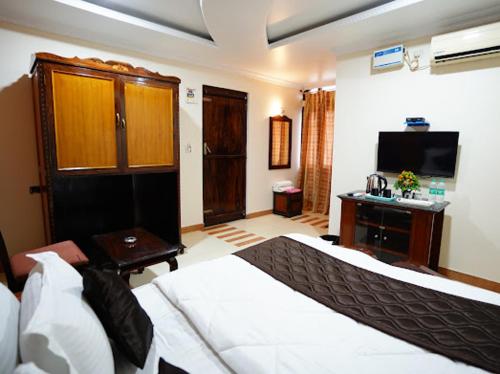 hotel rosewood retreat rv road