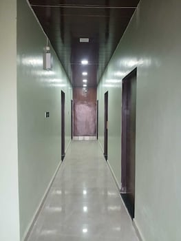 Hotel Shree Krishna Palace,,3 star