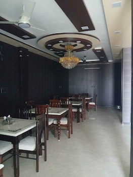 hotel shree krishna palace
