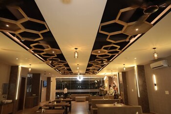 dr krishna palace