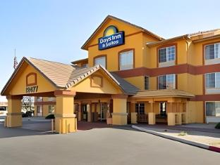 garner phoenix surprise by ihg