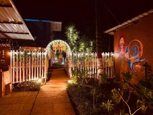 ishaan holiday resort