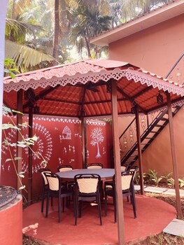 ishaan holiday resort