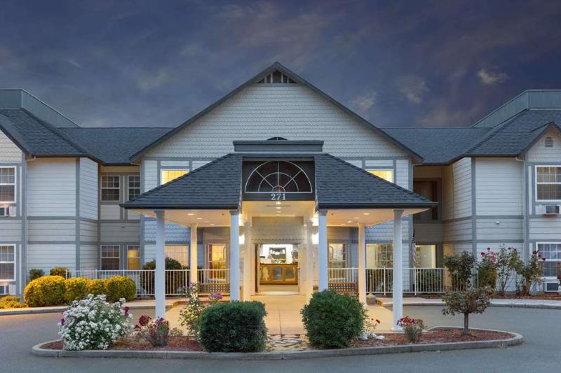 Kiota Inn & Event Center Sutter Creek, Ascend Hotel Collection,Jackson>>Amador City,3 star