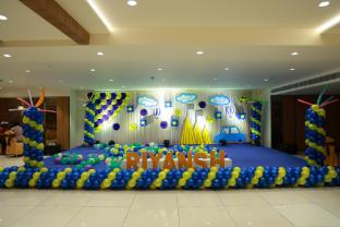 hotel svm grand ramanthapur