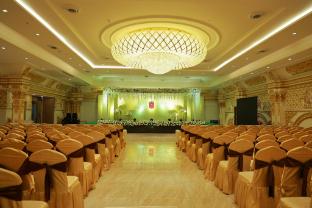 hotel svm grand ramanthapur