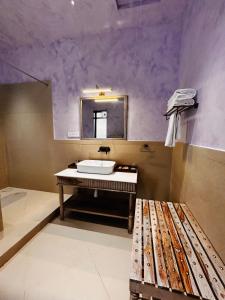 sadri haveli heritage stay by the lake
