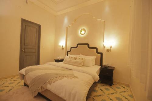 sadri haveli heritage stay by the lake