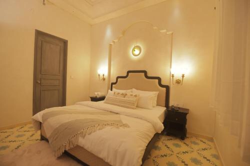 sadri haveli heritage stay by the lake