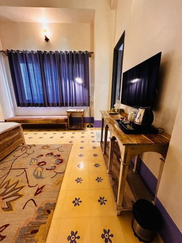 sadri haveli heritage stay by the lake