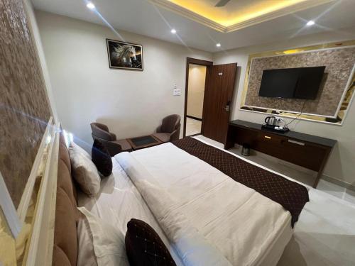 hotel sundaram continental