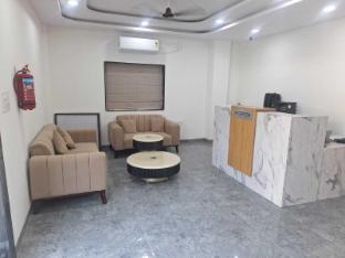 Collection O Tarnaka Metro Station Hyderabad,,4 star