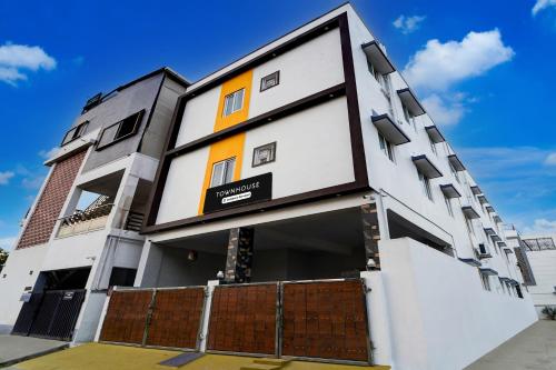 super townhouse coimbatore international airport formerly mk elegance inn