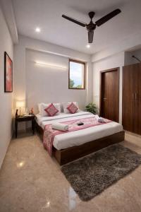 hotel pink taste and rest