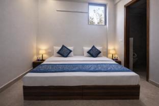 hotel pink taste and rest