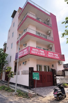 hotel pink taste and rest