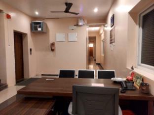 theja residency pondicherry