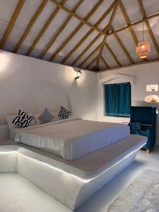 white oasis jungle resort