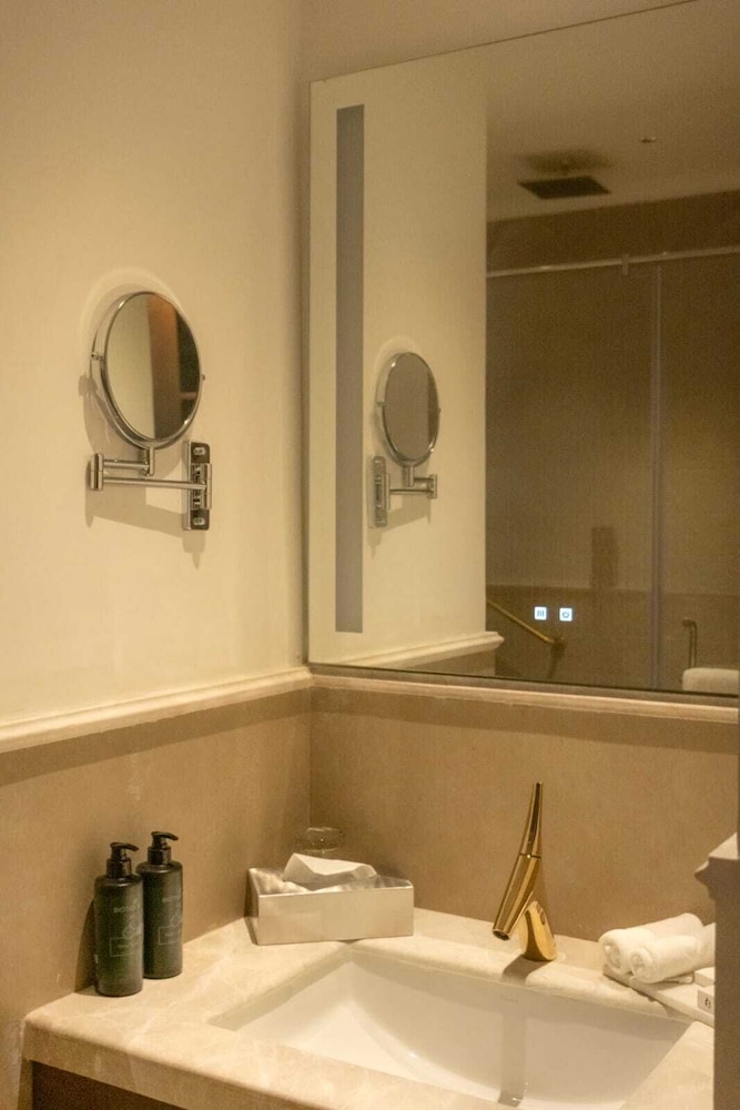 wyndham garden udaipur bhuwana