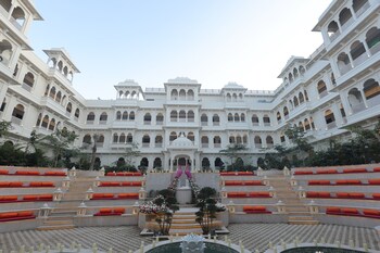 wyndham garden udaipur bhuwana