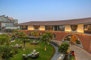 the aaureum resort and international convention centre
