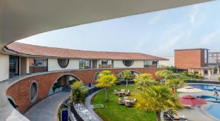 the aaureum resort and international convention centre