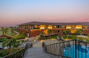 the aaureum resort and international convention centre