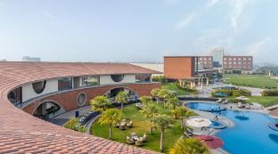 the aaureum resort and international convention centre