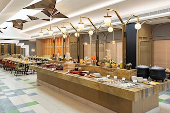 the aaureum resort and international convention centre