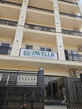 dwellr luxury stays