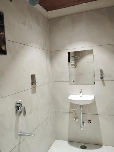 Kubo By Convivial Hotels,,2 star