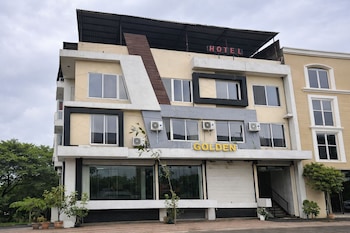 The Golden Wings Hotel,,2 star