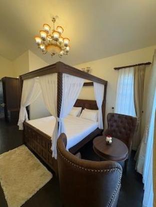 lynton resorts