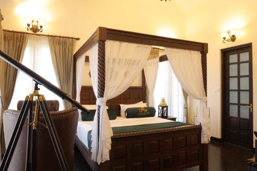 lynton resorts