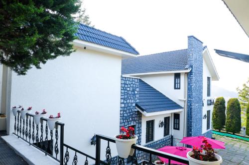 lynton resorts