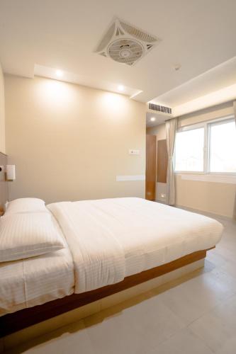 hotel orchid imphal