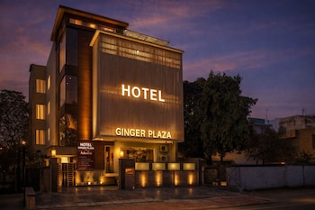 Hotel Ginger Plaza By Aspl,,2 star