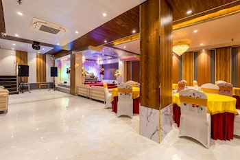 hotel ginger plaza by aspl