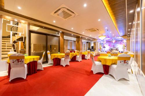 hotel ginzer plaza
