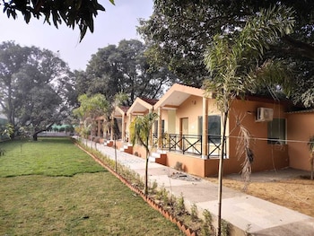 Royal Resort Siyana,,2 star