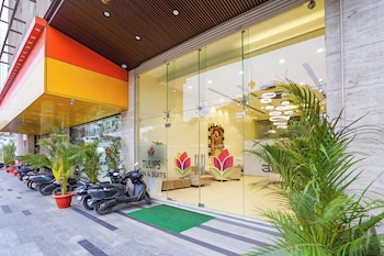 oriva tulips inn and suites nr majestic