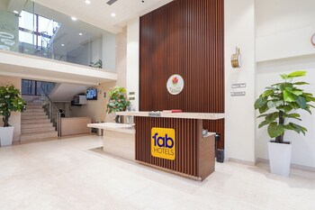 oriva tulips inn and suites nr majestic