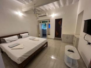 auro mithra heritage stay