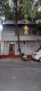 Auro Mithra Heritage Stay,,2 star
